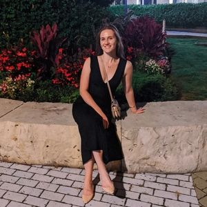 Meet your Posher, Maria